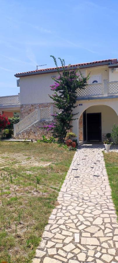 Villa Kadinela, 200M From Kamenjak, Huge Quiet Garden With Barbecue, 2 New Kitchens Premantura Extérieur photo